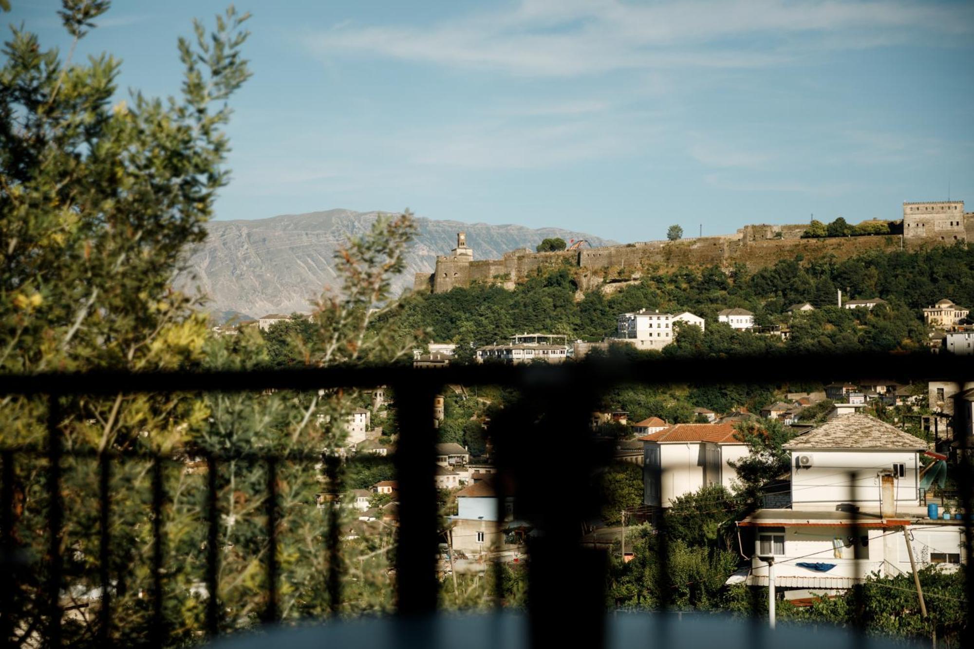 Vila Agimi 65 Gjirokastër 외부 사진