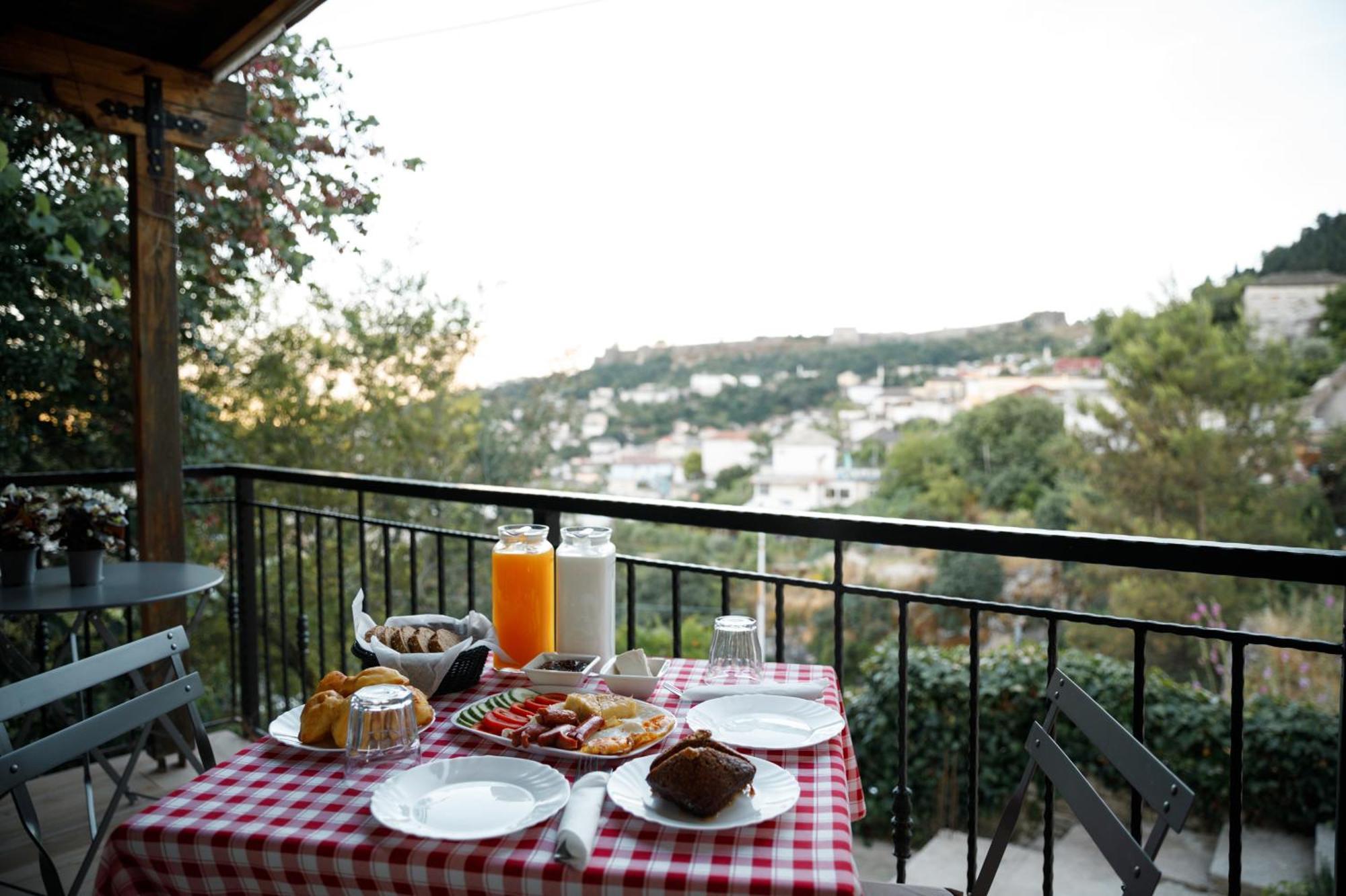 Vila Agimi 65 Gjirokastër 외부 사진