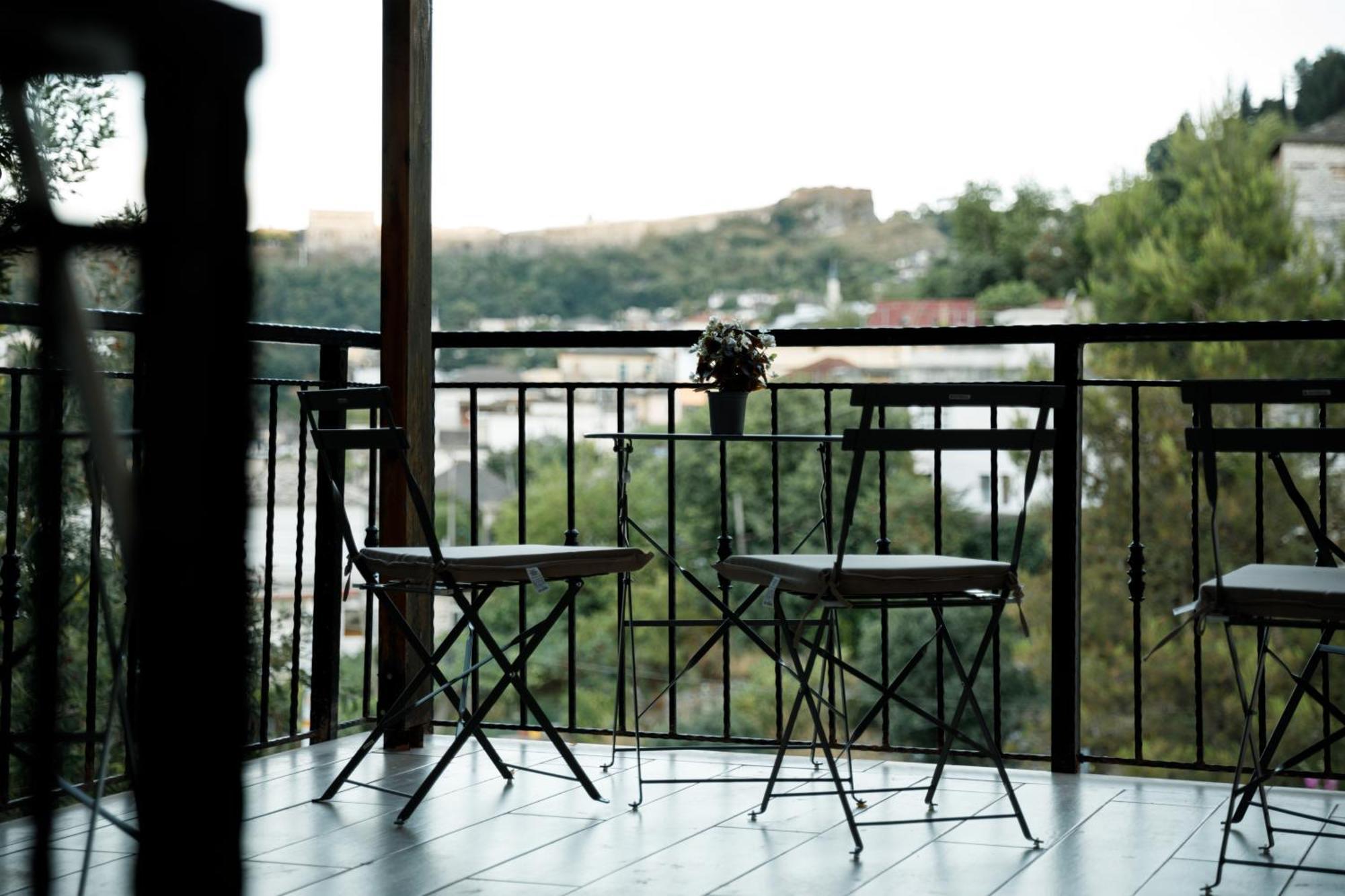Vila Agimi 65 Gjirokastër 외부 사진