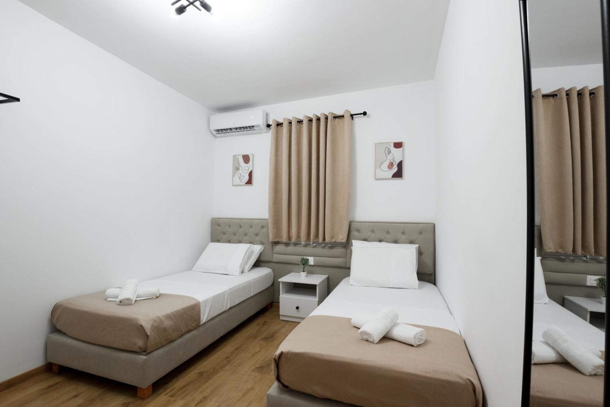 Vila Agimi 65 Gjirokastër 외부 사진